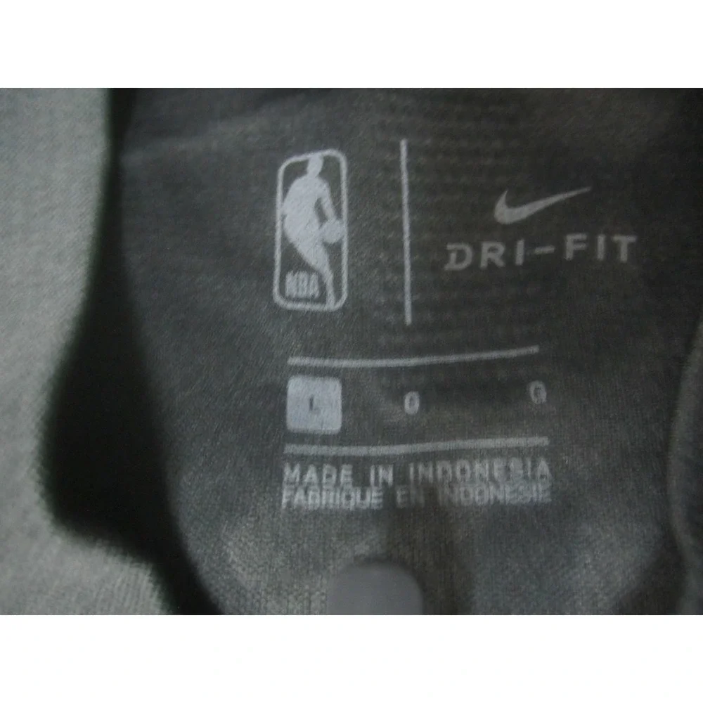 Philadelphia 76ers Jacket Mens Large Gray NBA Basketball Warm-Up NWT Nike DriFit